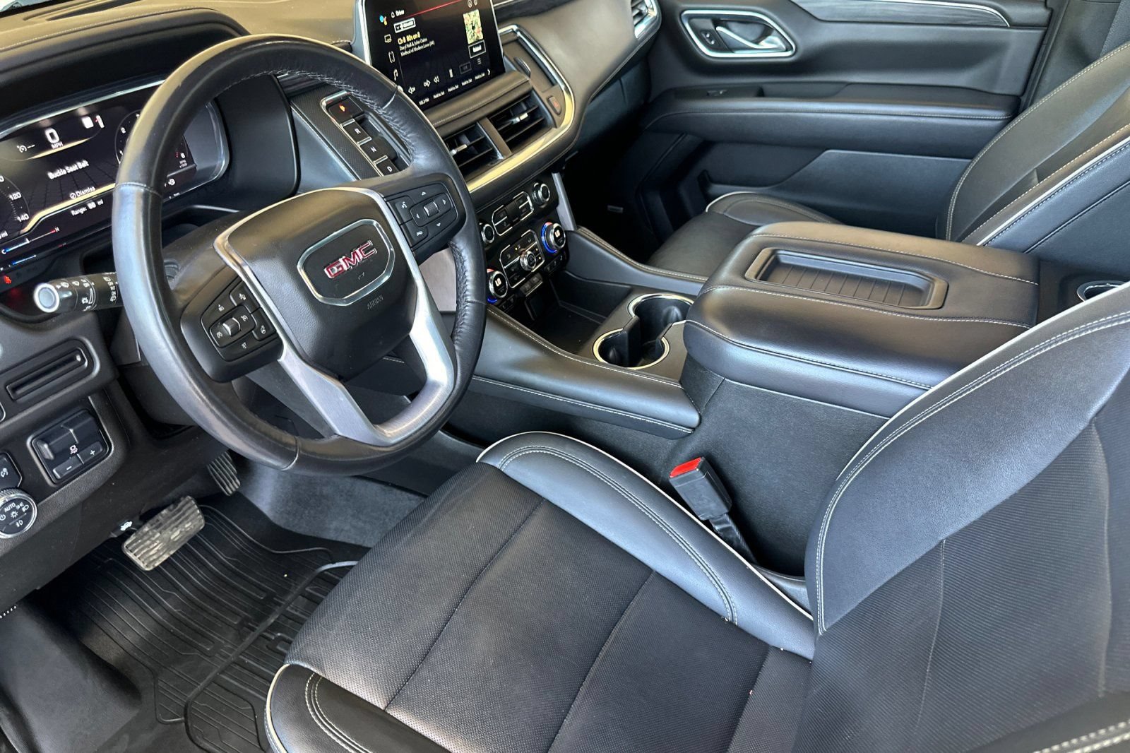 Used 2022 GMC Yukon SLT w/ SLT Luxury Package RWD image 10