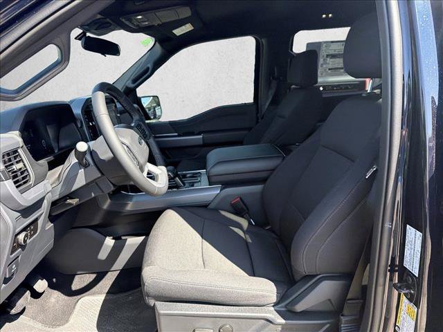 New 2026 Ford F150 XLT w/ XLT Black Appearance Package AWD/4WD image 10