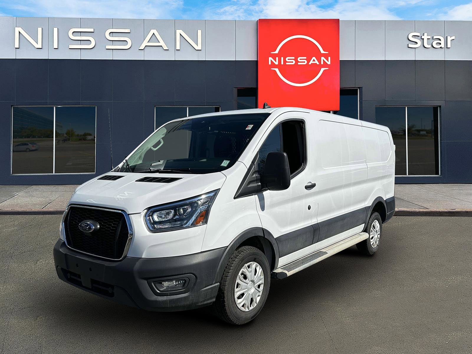 Used 2023 Ford Transit 250 Low Roof w/ Exterior Upgrade Package RWD image 6