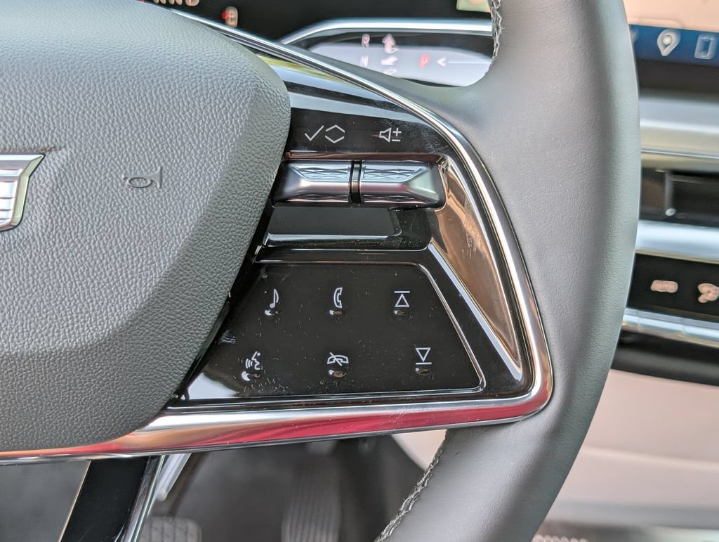 New 2026 Cadillac Lyriq Sport AWD/4WD image 23