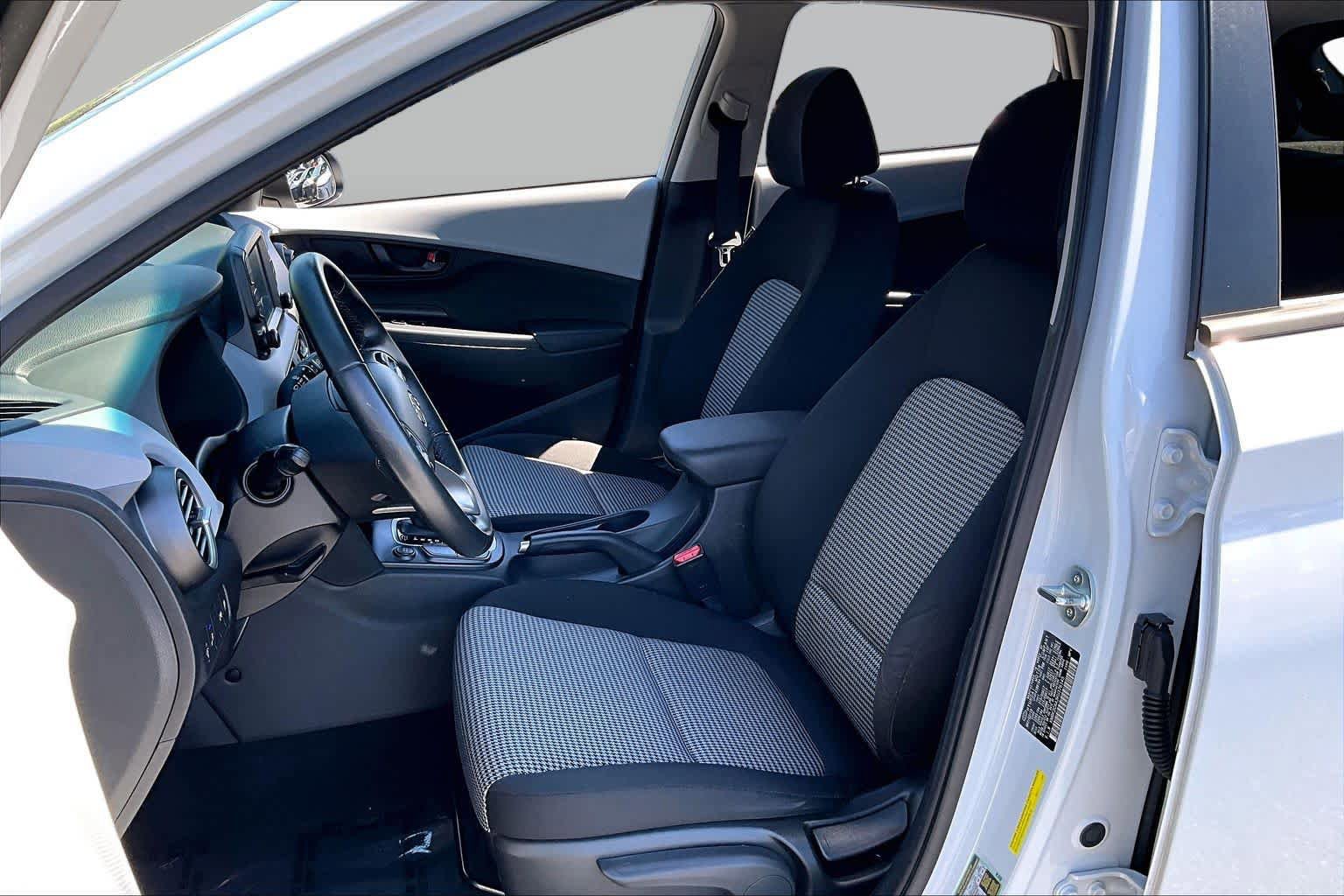 Used 2019 Hyundai Kona SEL AWD/4WD image 12