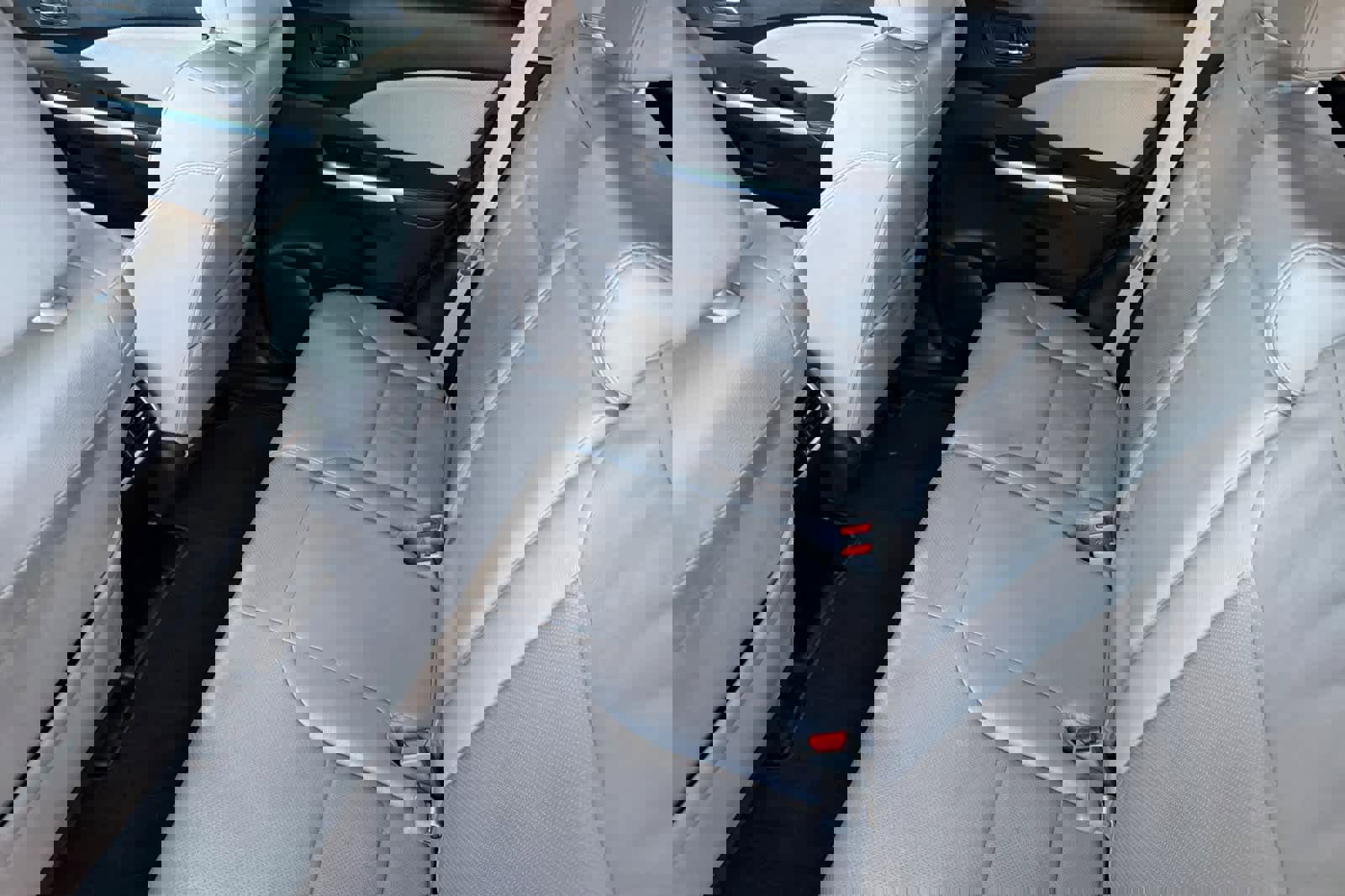 Used 2015 Honda CR-V Touring image 4