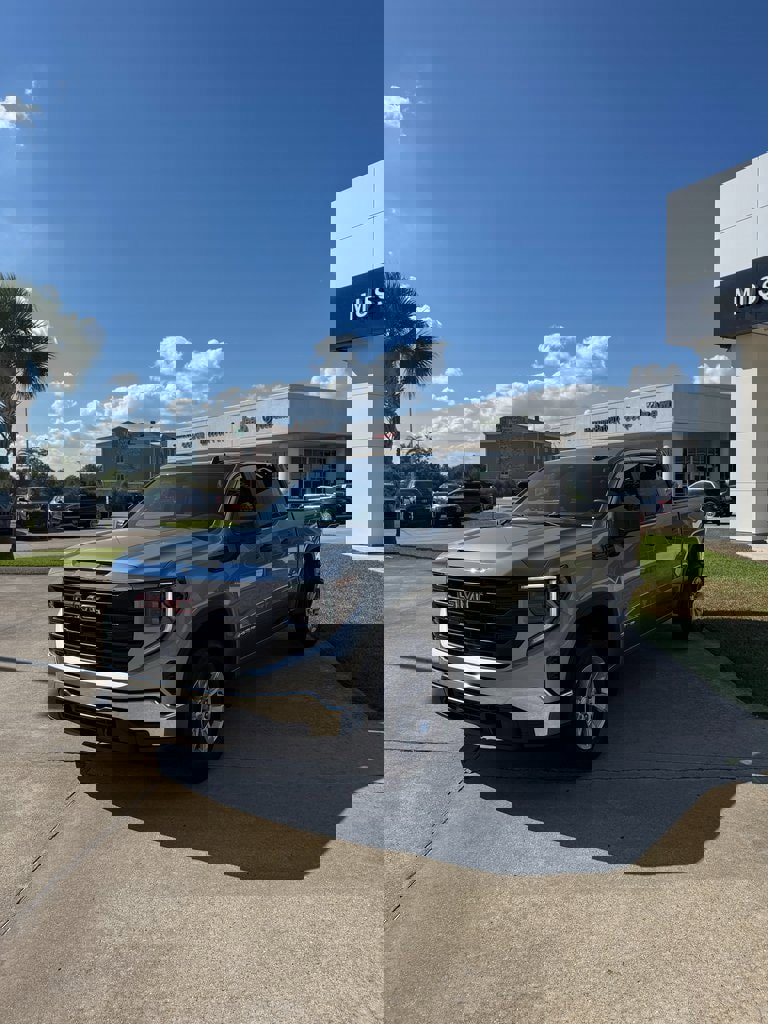 New 2026 GMC Sierra 1500 Pro w/ Pro Value Package image 4