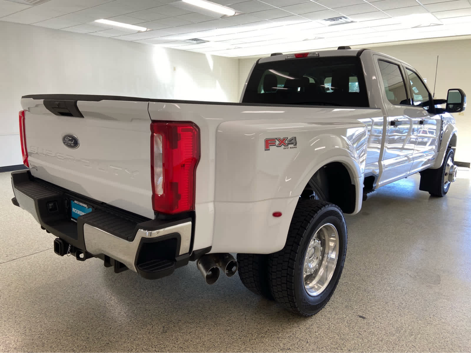 New 2026 Ford F450 XLT w/ FX4 Off-Road Package image 5