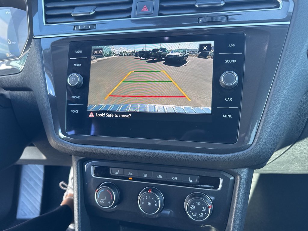 Used 2024 Volkswagen Tiguan SE image 14