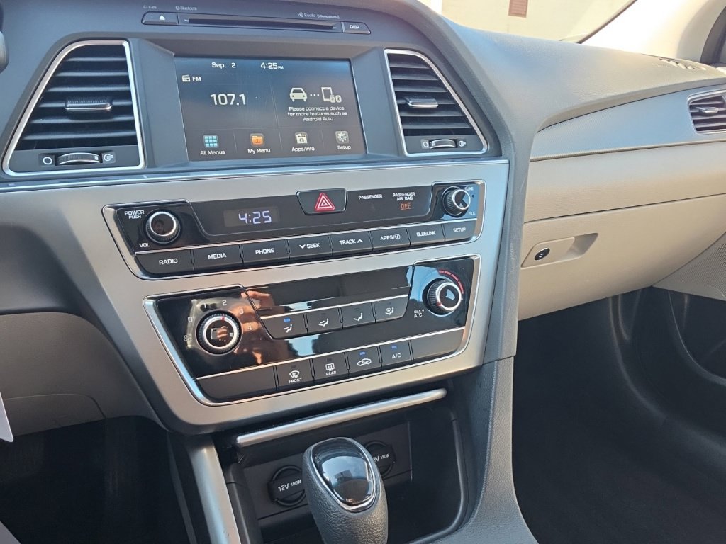 Used 2016 Hyundai Sonata SE FWD image 19