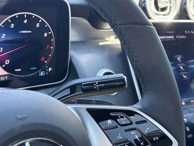 Used 2025 Mercedes-Benz GLC 300 image 19