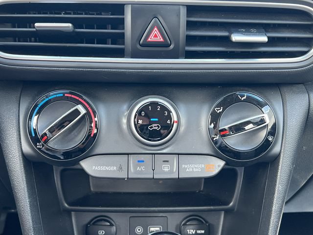 Used 2020 Hyundai Kona SE FWD image 19