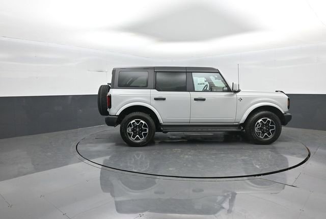 New 2026 Ford Bronco Outer Banks AWD/4WD image 8