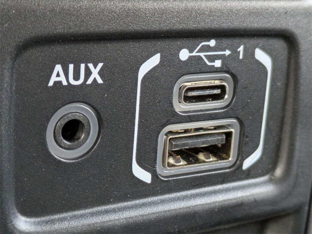 Used 2018 Jeep Wrangler Unlimited Sport S image 21