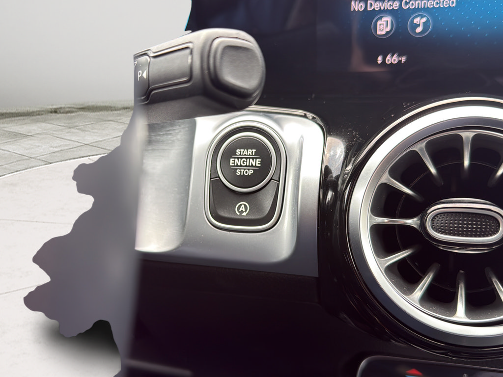 Certified 2022 Mercedes-Benz GLB 250 4MATIC image 13