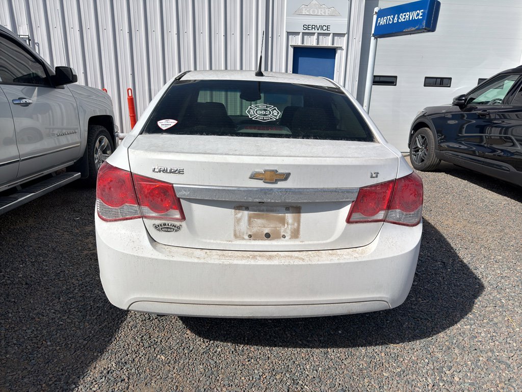 Used 2014 Chevrolet Cruze LT image 6