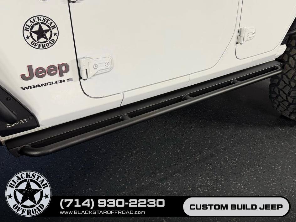Used 2025 Jeep Wrangler Unlimited Rubicon AWD/4WD image 8