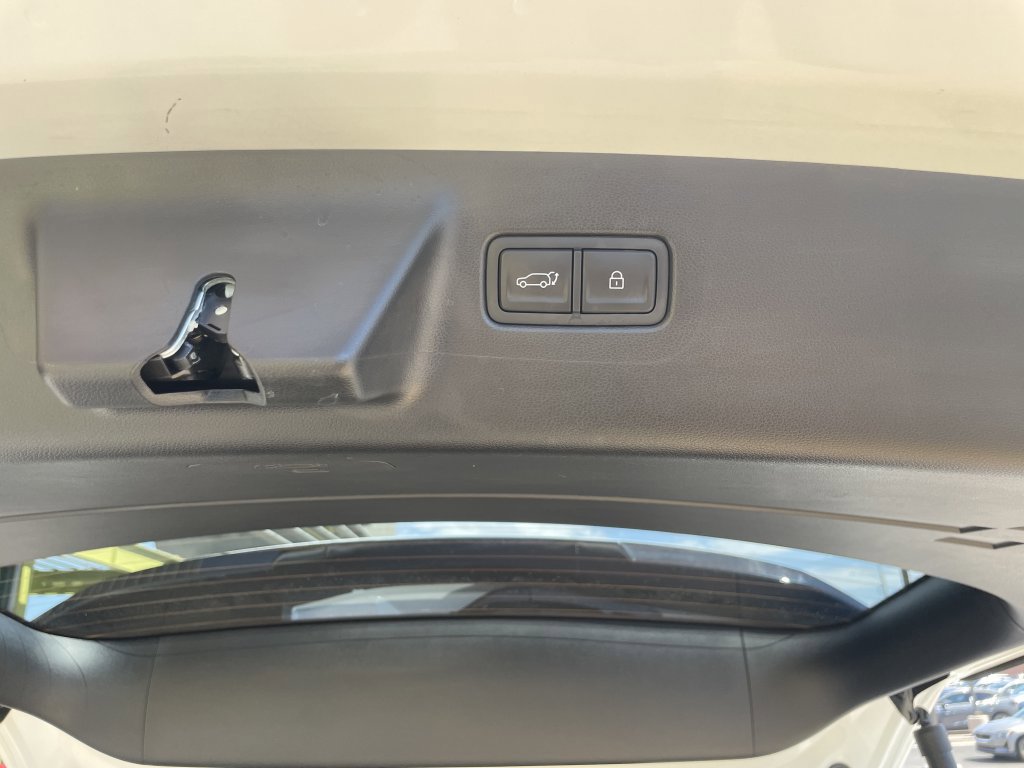 Used 2024 Hyundai Santa Fe XRT image 14