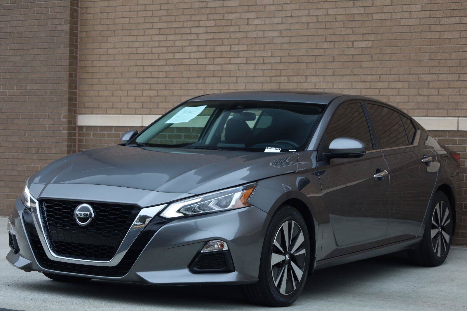 Used 2021 Nissan Altima 2.5 SV w/ SV Premium Package FWD image 5