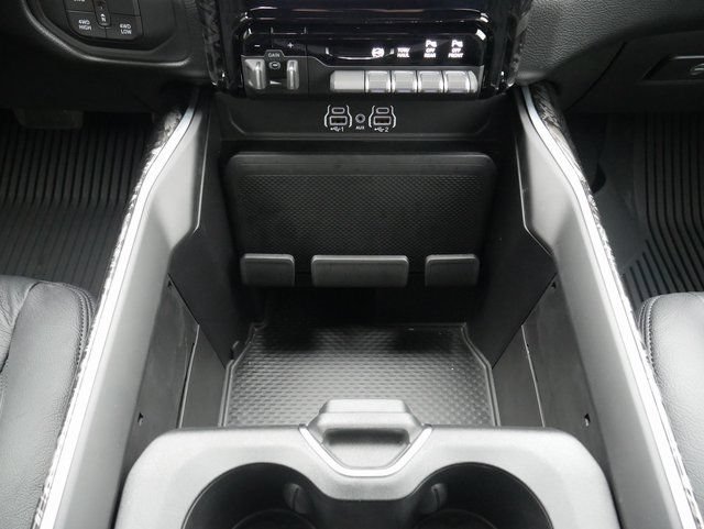 New 2026 RAM 2500 Big Horn AWD/4WD image 25