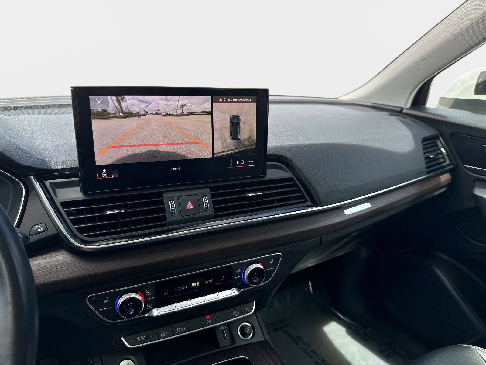 Used 2021 Audi Q5 Premium Plus w/ Premium Plus Package image 25