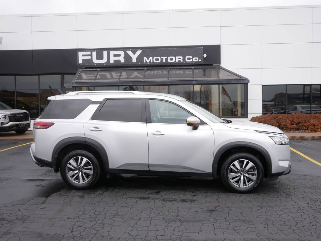 Used 2022 Nissan Pathfinder SL