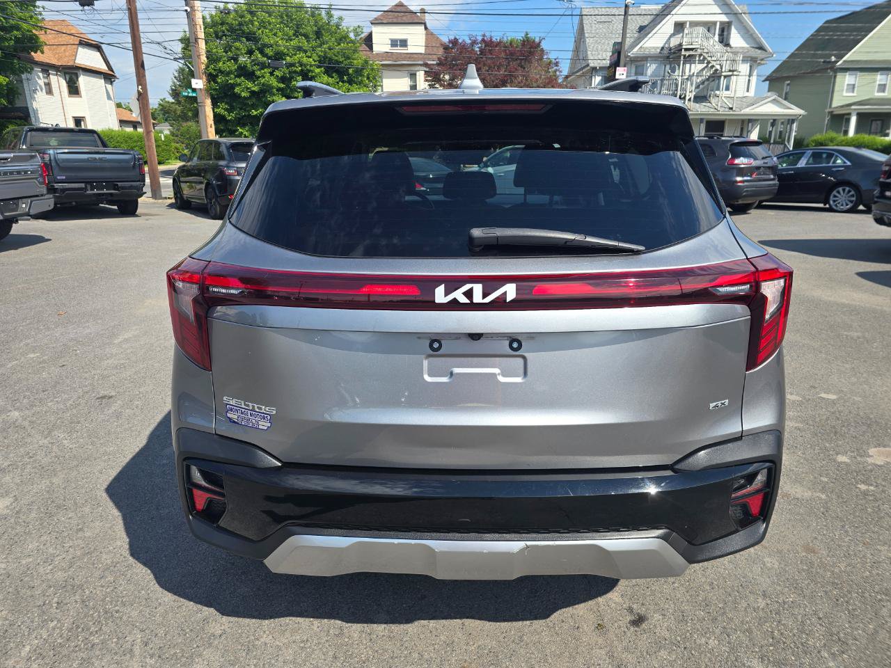 Used 2024 Kia Seltos SX w/ SX Sunroof Package AWD/4WD image 18