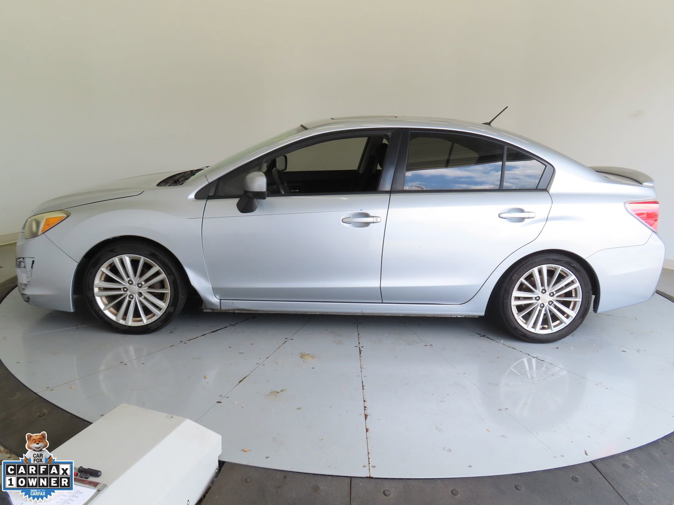 Used 2013 Subaru Impreza 2.0i Premium AWD/4WD image 6