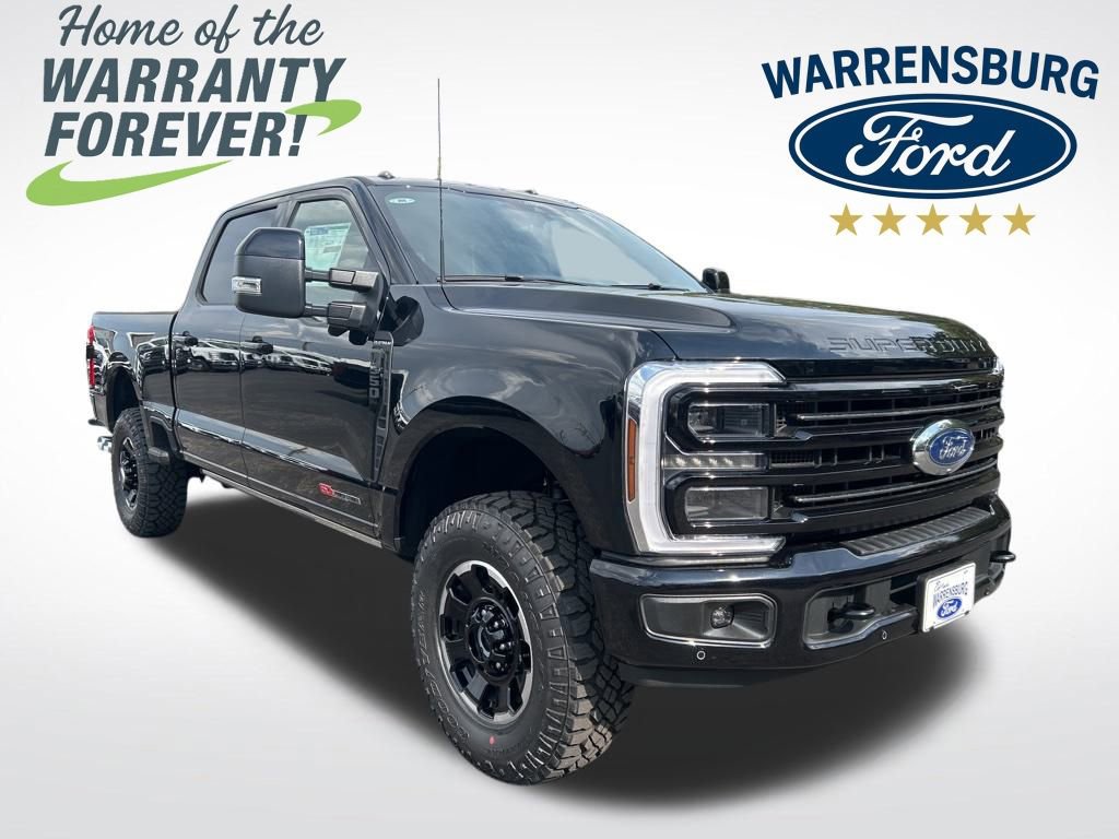 New 2026 Ford F350 Platinum w/ Tremor Off-Road Package