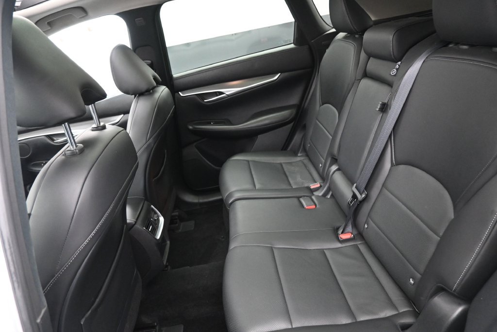 Used 2023 INFINITI QX50 Luxe FWD image 25