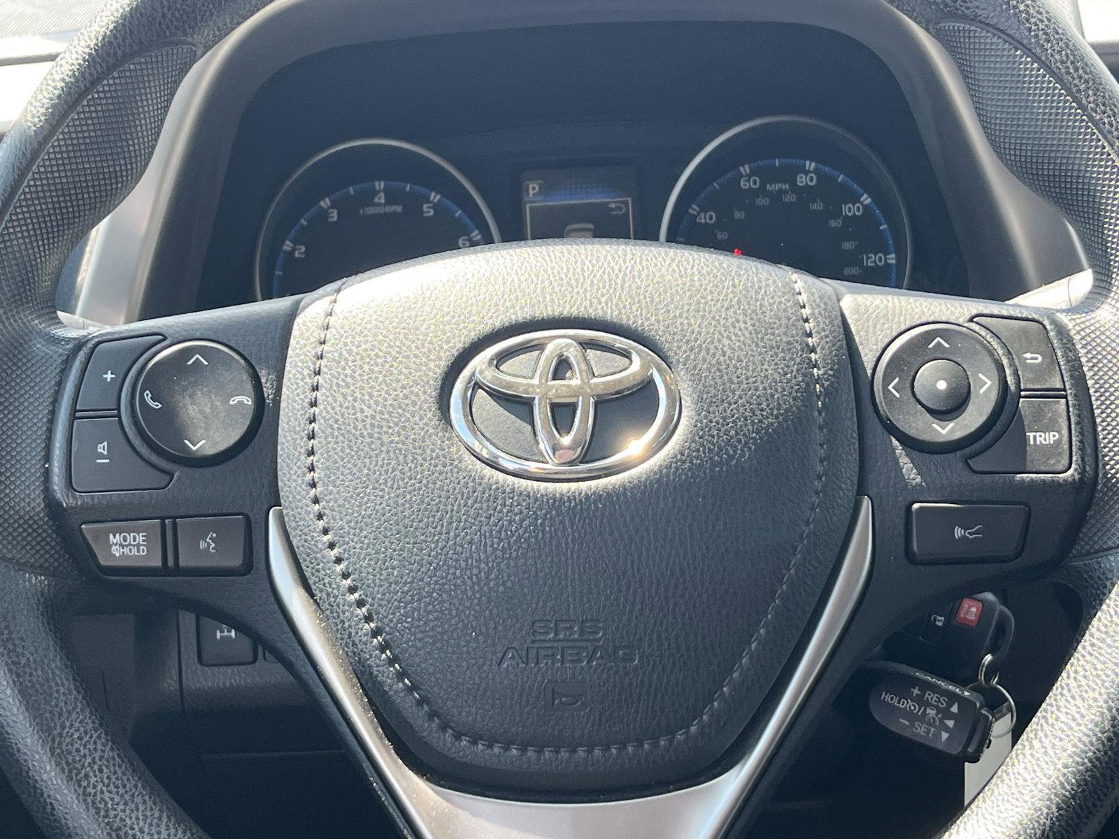 Used 2018 Toyota RAV4 LE w/ All Weather Liner Package AWD/4WD image 14