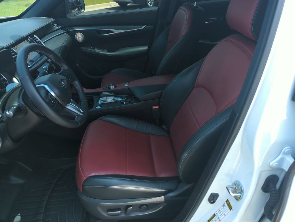 Used 2025 INFINITI QX50 Sport w/ Cargo Package AWD/4WD image 12