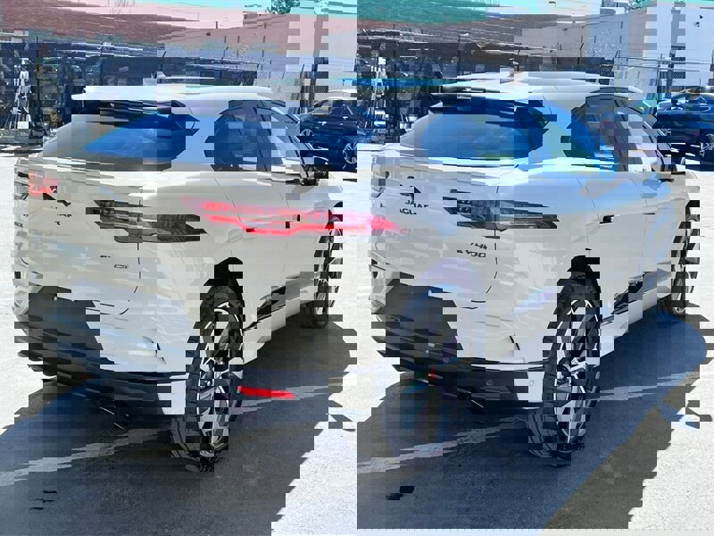 Used 2022 Jaguar I-PACE HSE image 7