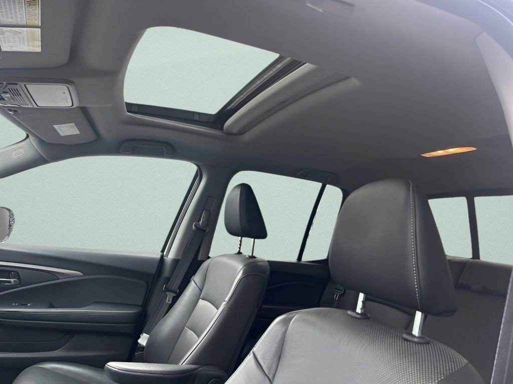 Used 2019 Honda Ridgeline RTL image 19