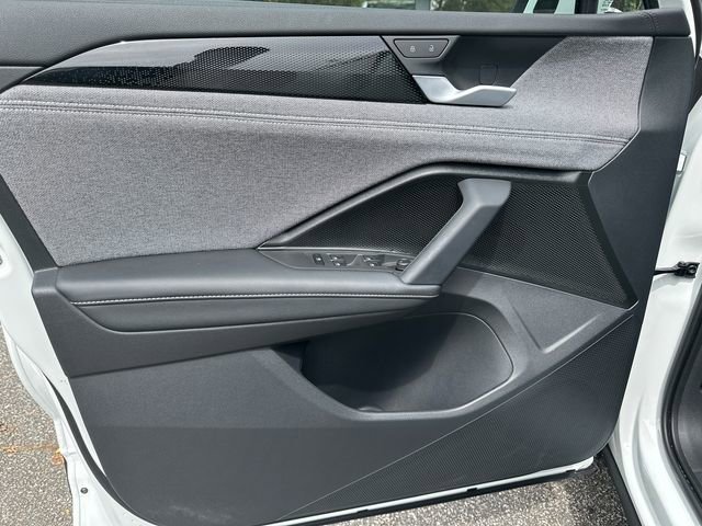 Certified 2025 Volkswagen Tiguan S image 10