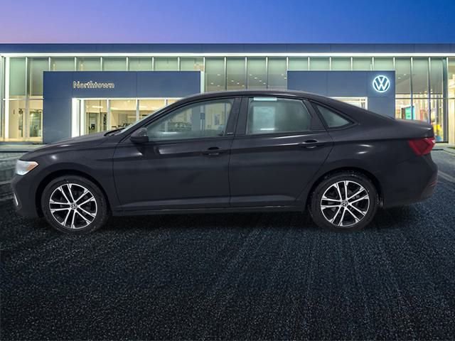 Certified 2023 Volkswagen Jetta Sport image 7