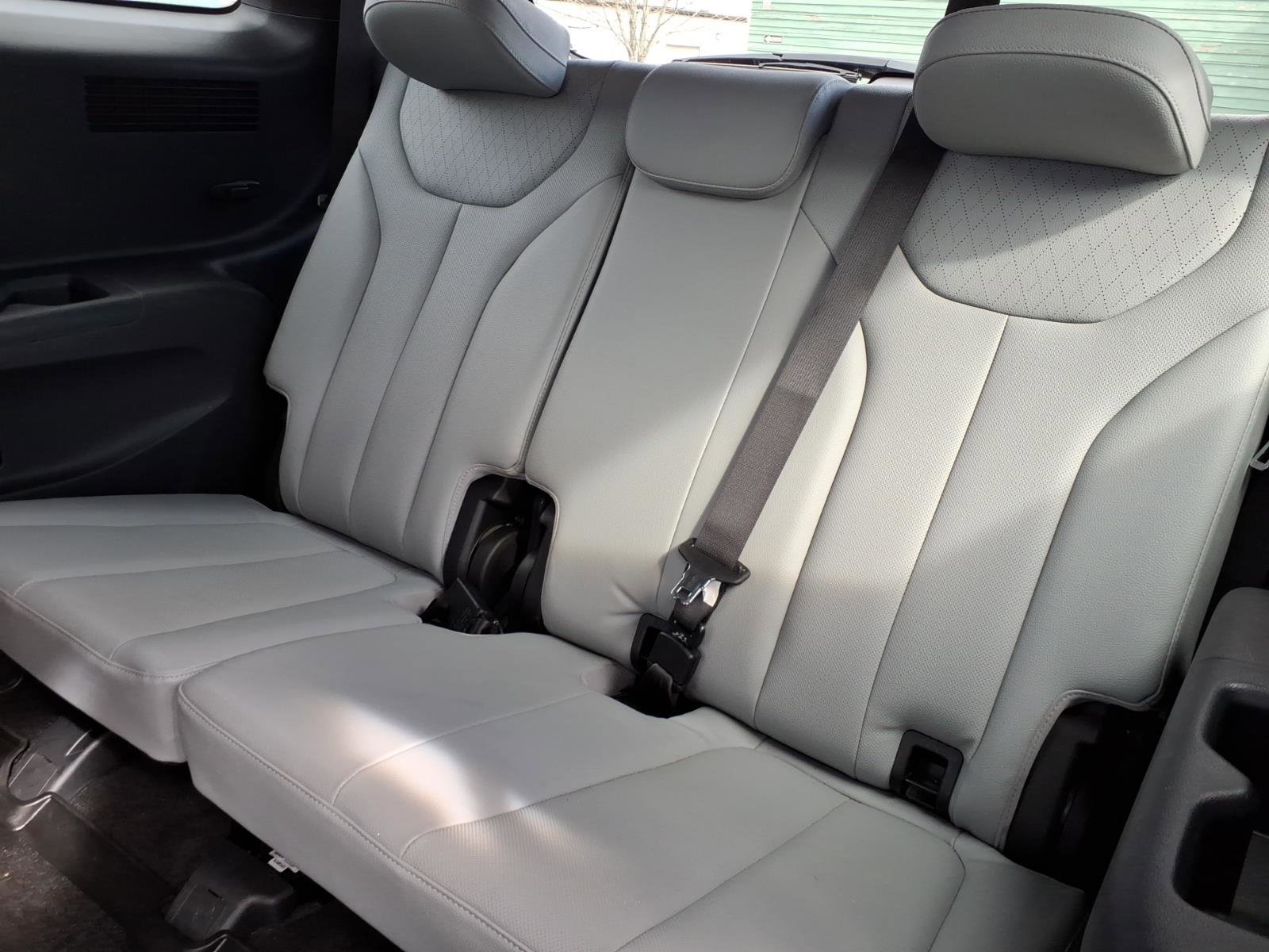 Used 2021 Hyundai Palisade SEL w/ Premium Package image 8