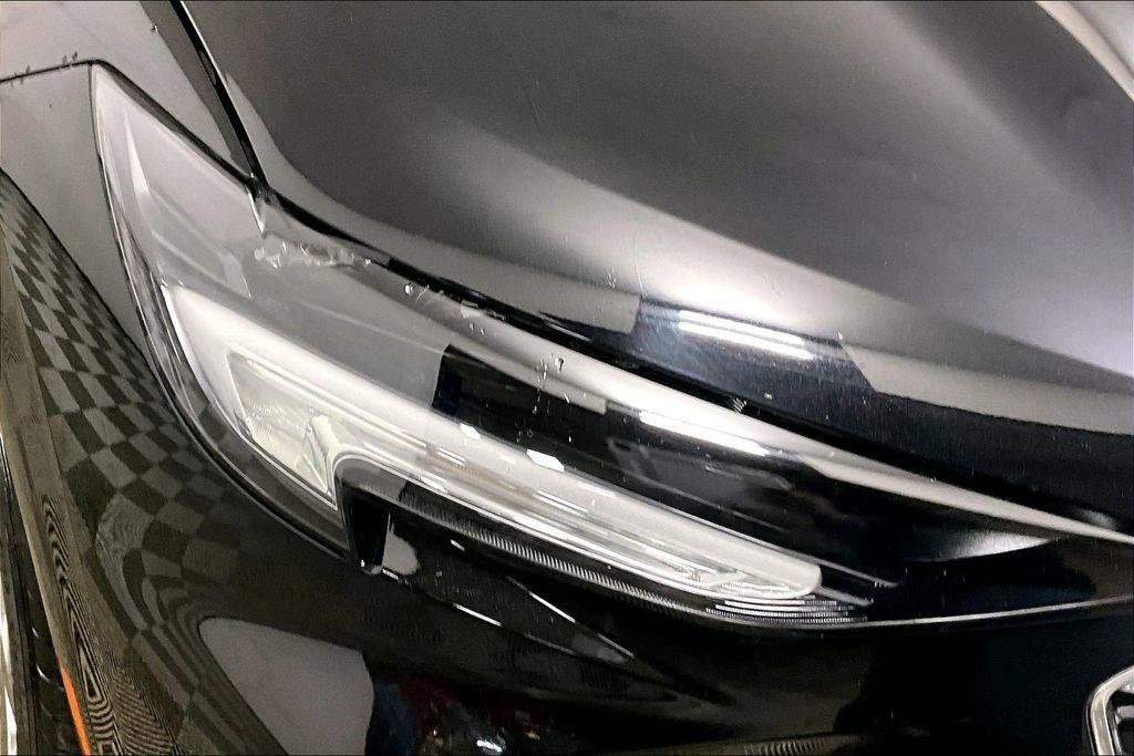 Used 2022 Buick Envision Avenir w/ Safety Package image 28