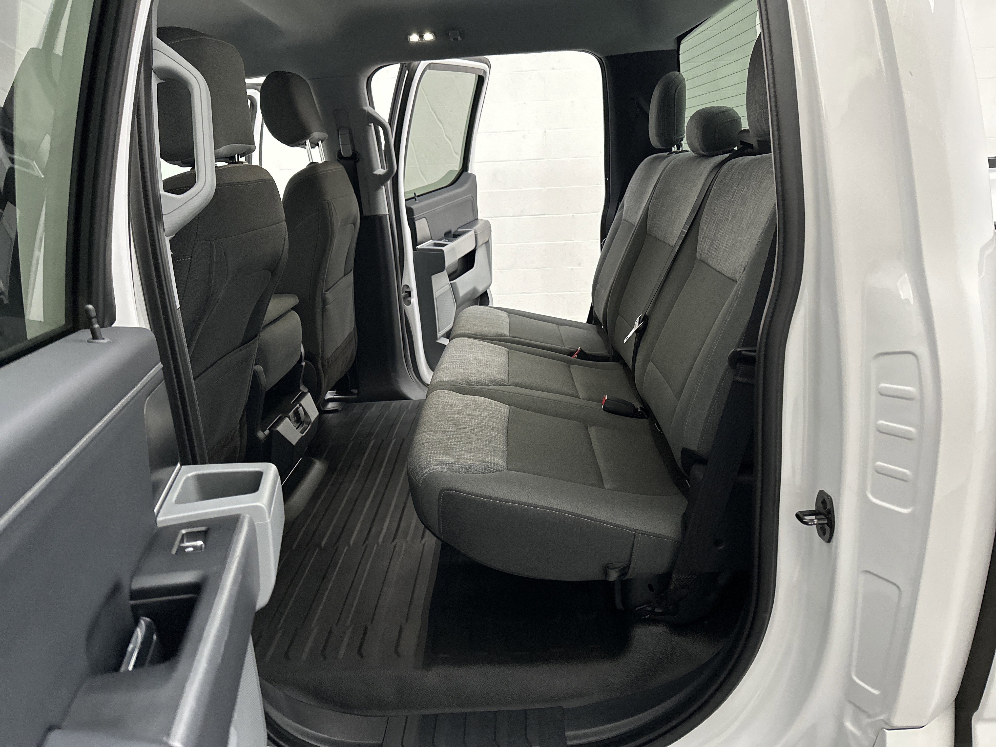 Used 2021 Ford F150 XLT w/ Equipment Group 301A Mid image 25