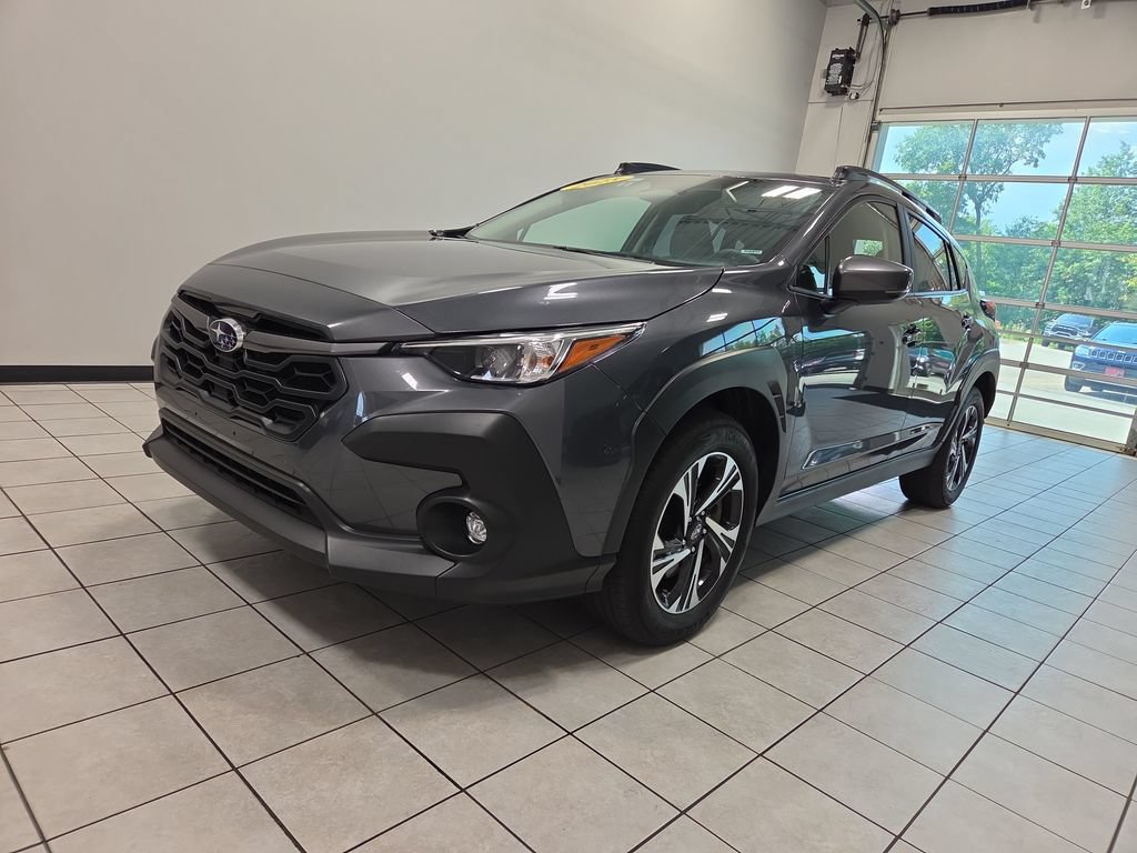 Used 2025 Subaru Crosstrek 2.5i Premium AWD/4WD image 8