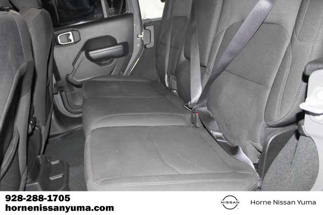 Used 2023 Jeep Wrangler Unlimited image 5