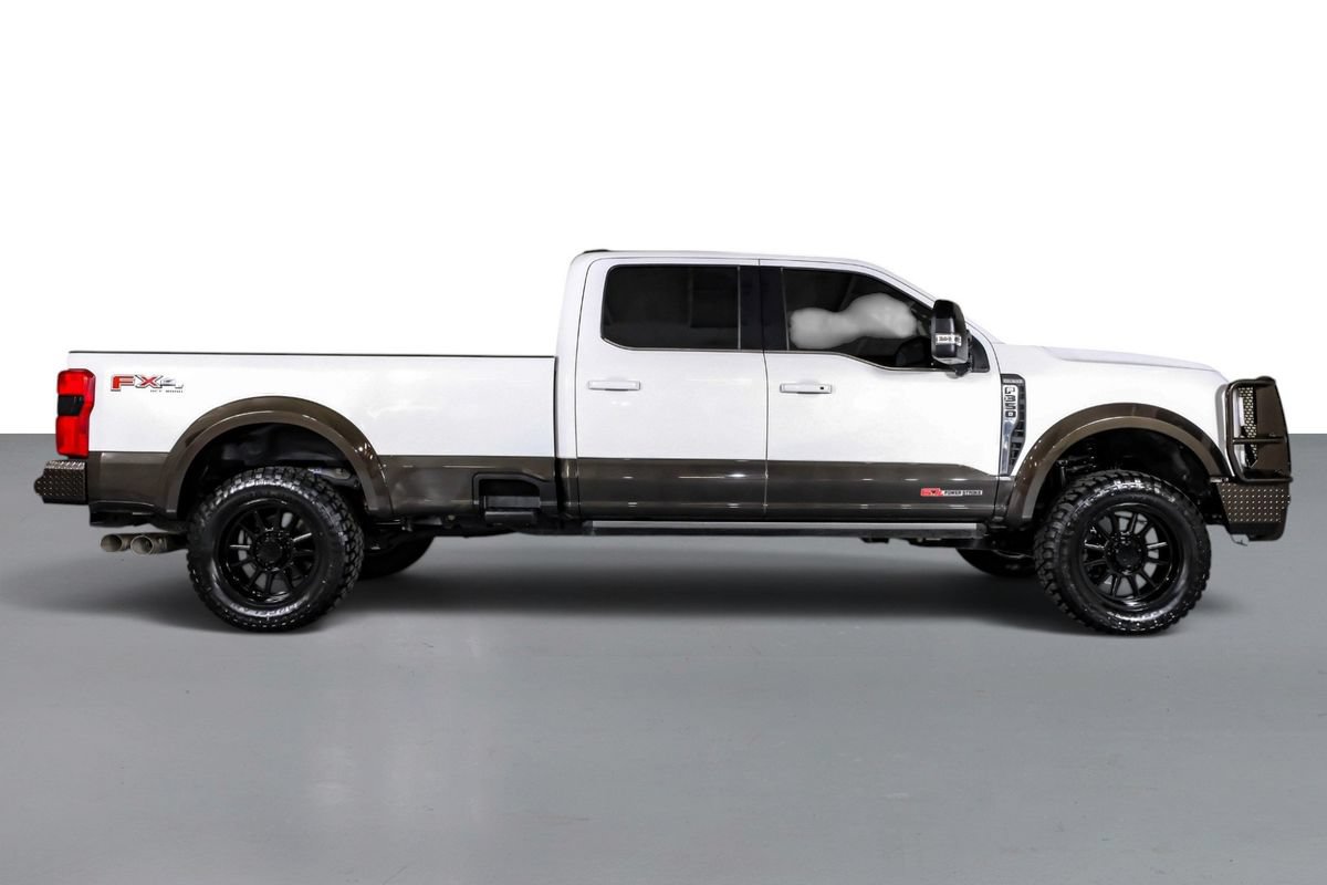 Used 2024 Ford F350 King Ranch w/ FX4 Off-Road Package AWD/4WD image 6