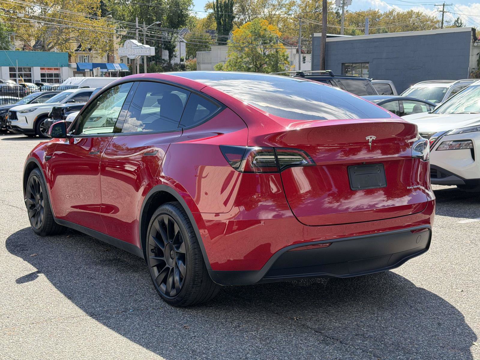 Used 2021 Tesla Model Y Long Range AWD/4WD image 4