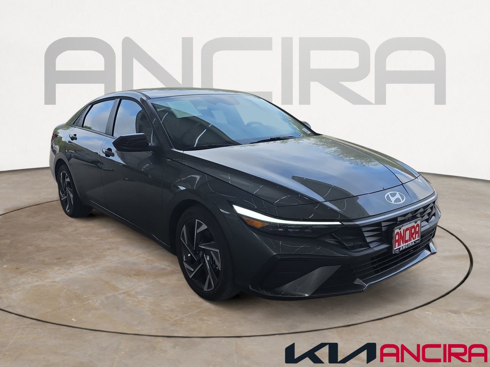 Used 2025 Hyundai Elantra Sport image 1