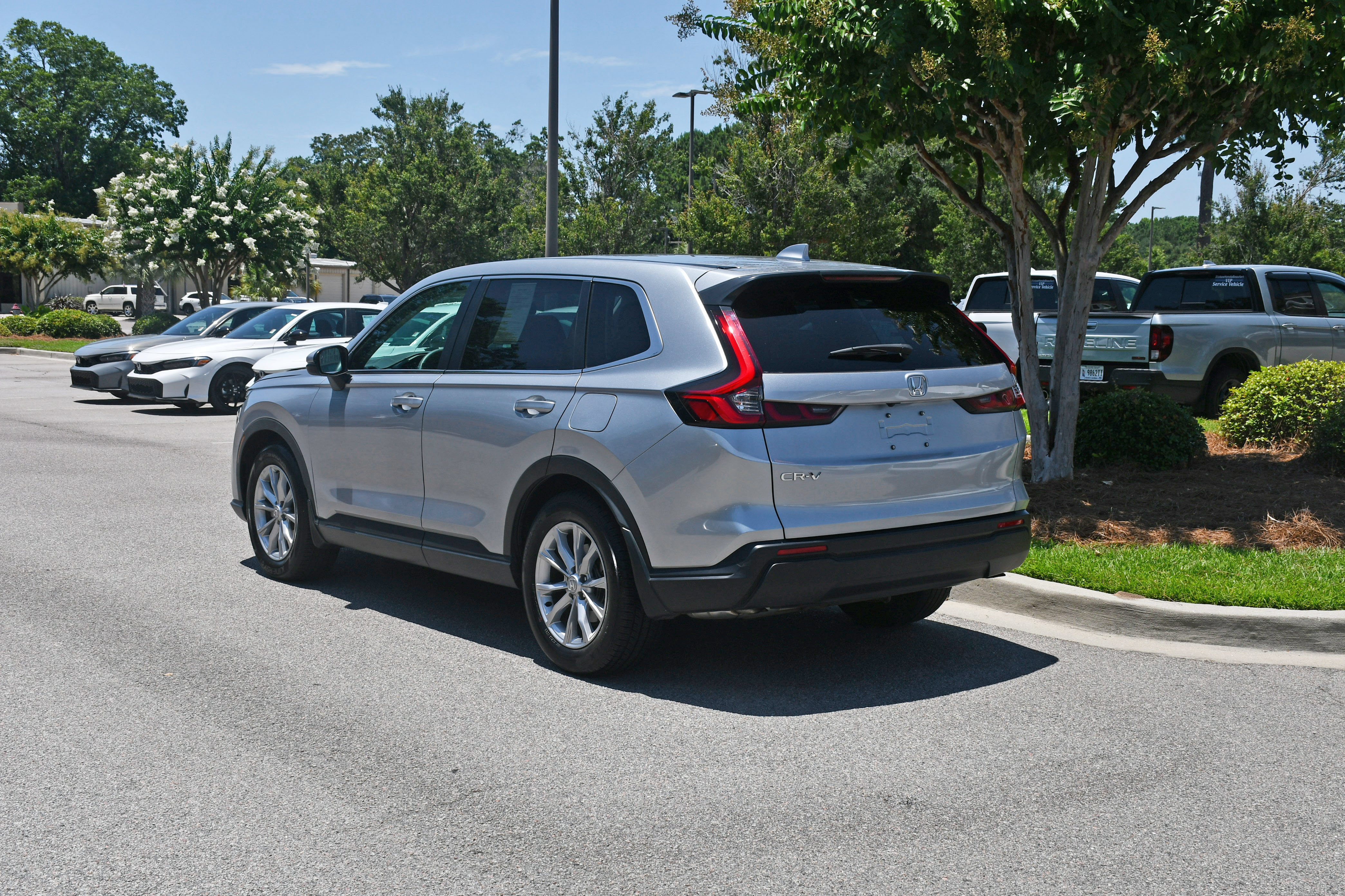 Used 2025 Honda CR-V EX image 22