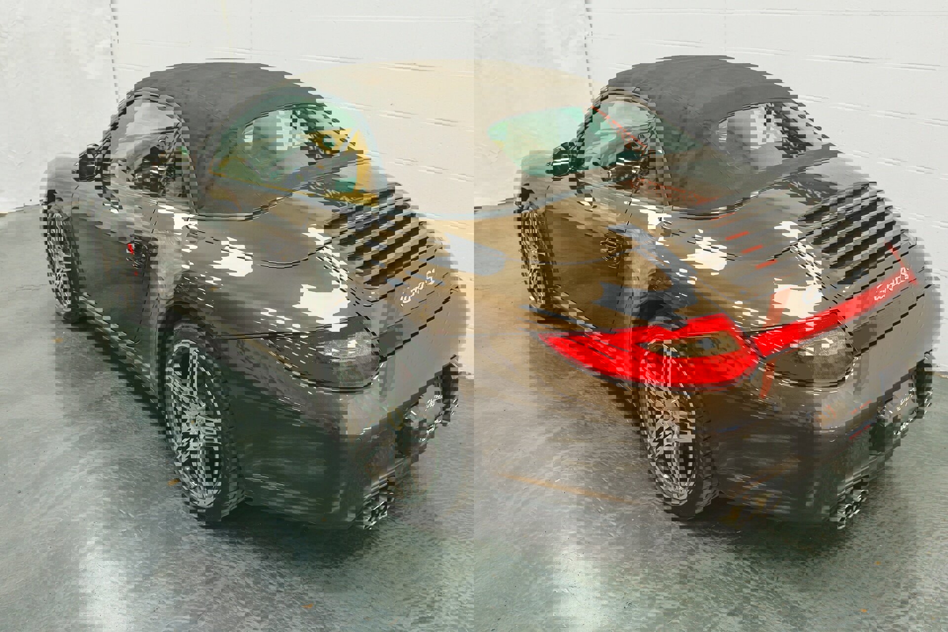 Used 2009 Porsche 911 Carrera 4S image 36