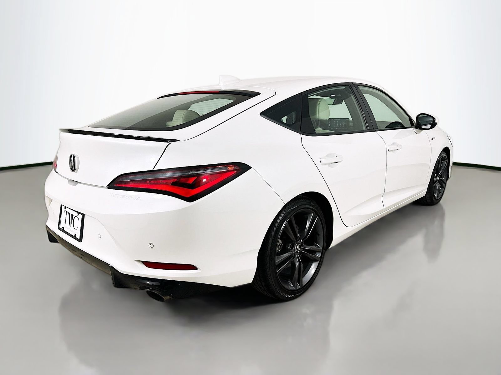 Used 2024 Acura Integra A-Spec FWD image 5