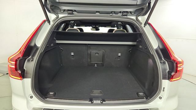 New 2026 Volvo XC60 B5 Plus w/ Climate Package AWD/4WD image 39