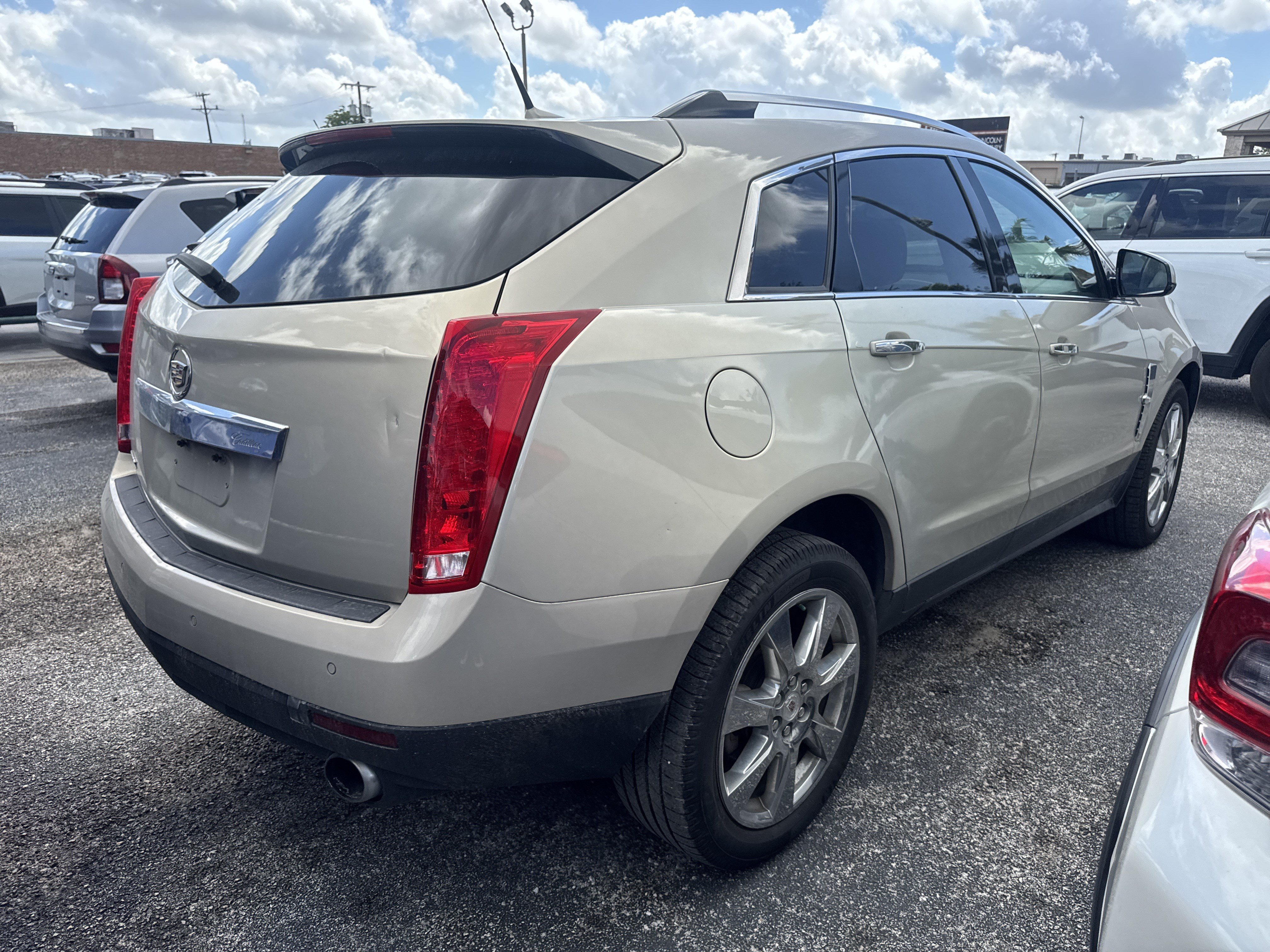 Used 2011 Cadillac SRX Performance FWD image 5