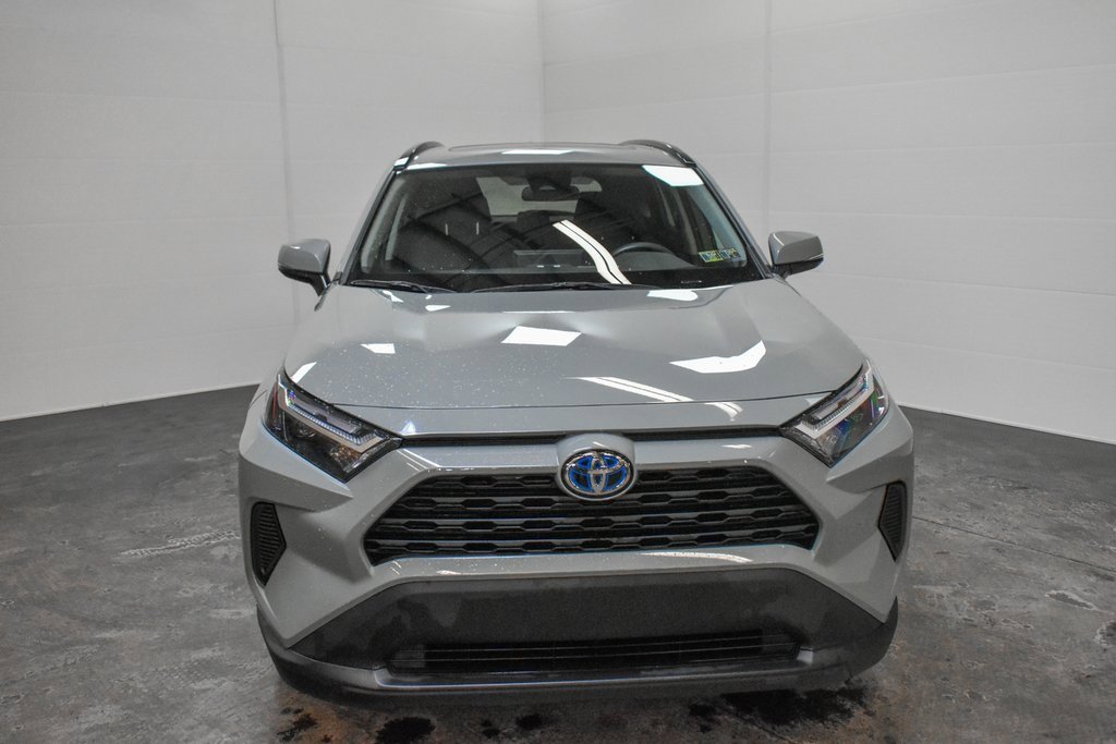 Used 2023 Toyota RAV4 XLE image 2