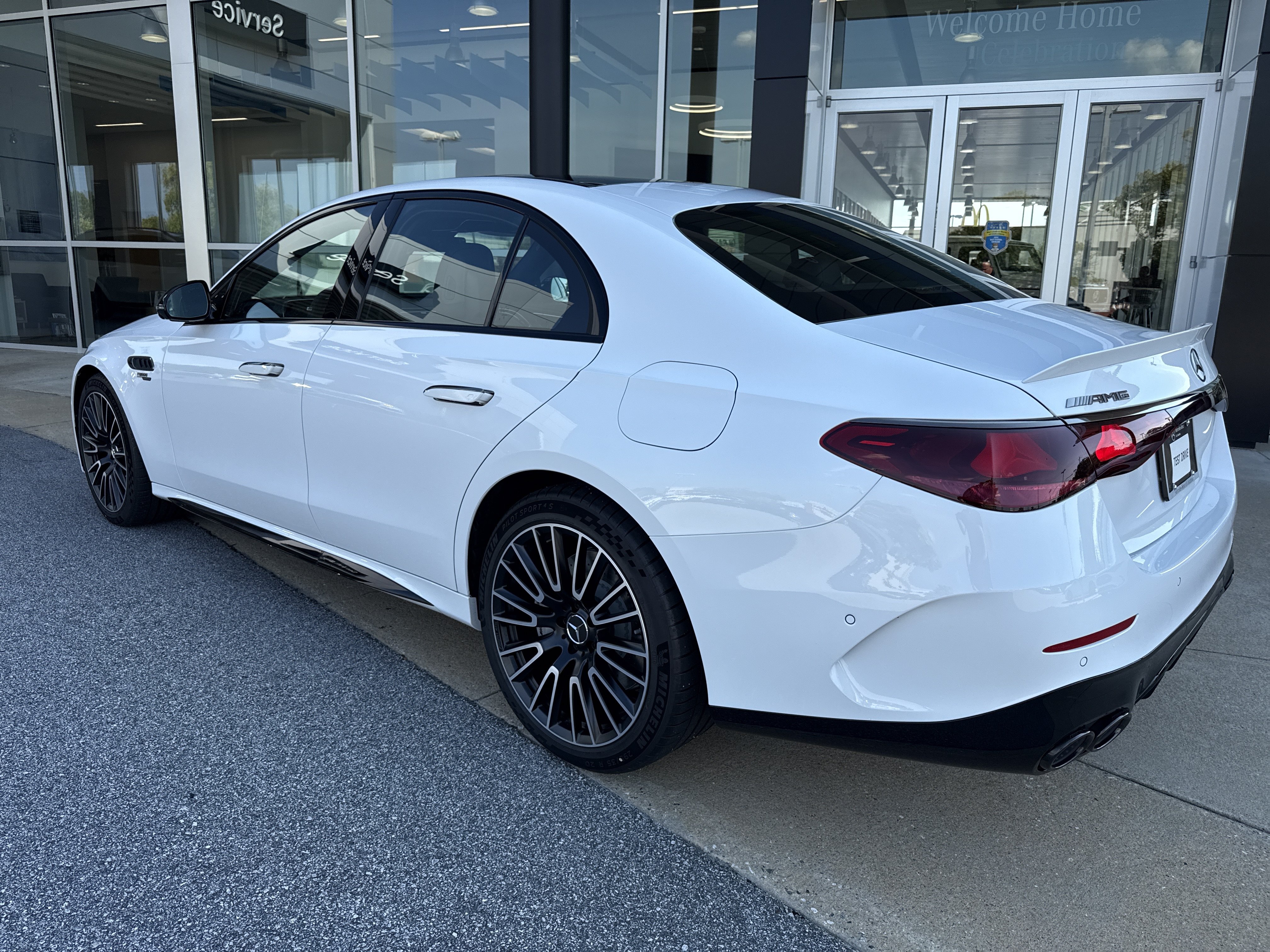 New 2027 Mercedes-Benz E 53 AMG e 4MATIC Sedan image 3