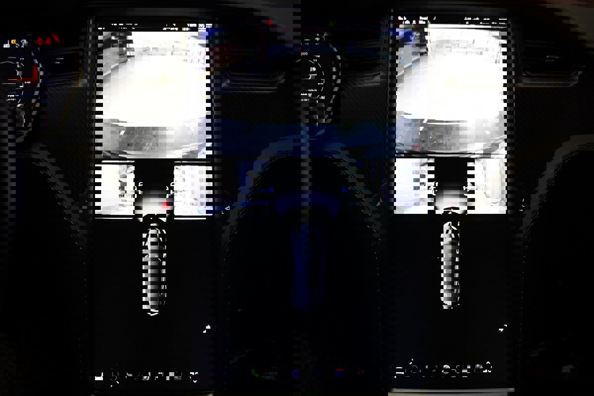 Used 2020 Tesla Model S Performance image 24