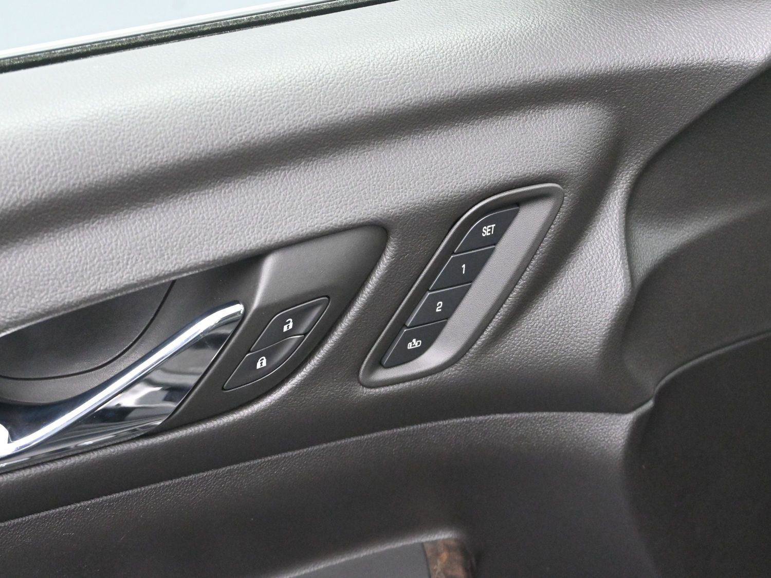 Used 2023 GMC Acadia Denali w/ LPO, Floor Liner Package image 10