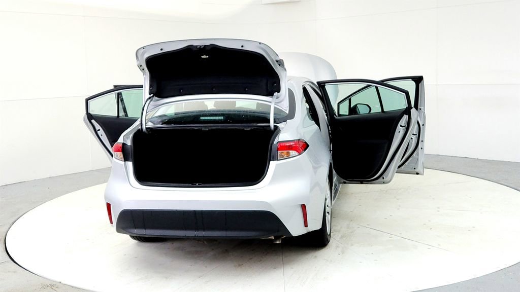 Certified 2023 Toyota Corolla LE FWD image 11